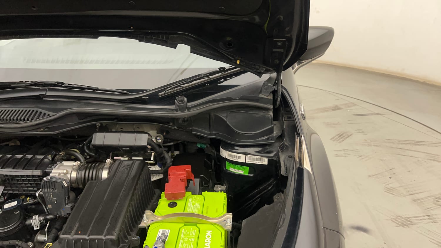 Used 2023 Tata Altroz XZA Plus Petrol Dark Edtion Petrol Automatic engine ENGINE LEFT SIDE HINGE & APRON VIEW