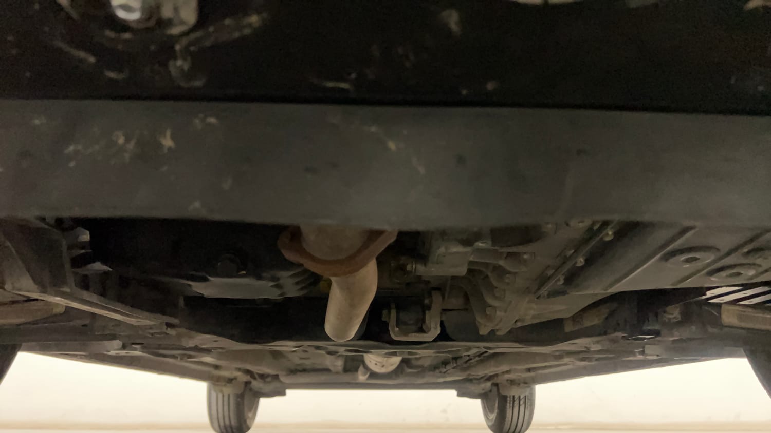 Used 2023 Tata Altroz XZA Plus Petrol Dark Edtion Petrol Automatic extra FRONT LEFT UNDERBODY VIEW
