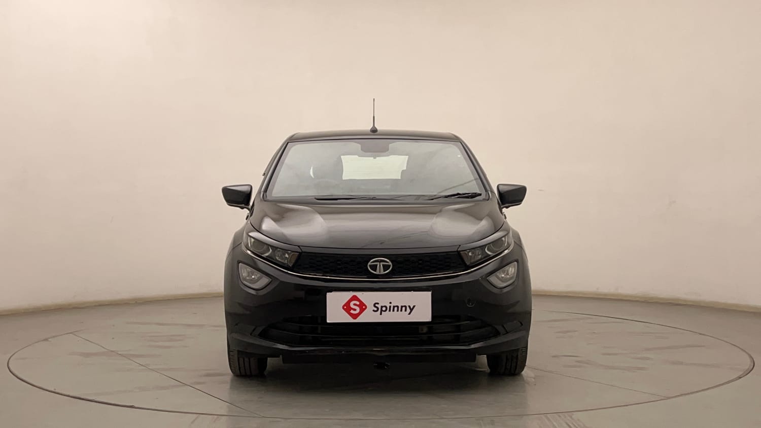 Used 2023 Tata Altroz XZA Plus Petrol Dark Edtion Petrol Automatic exterior FRONT VIEW