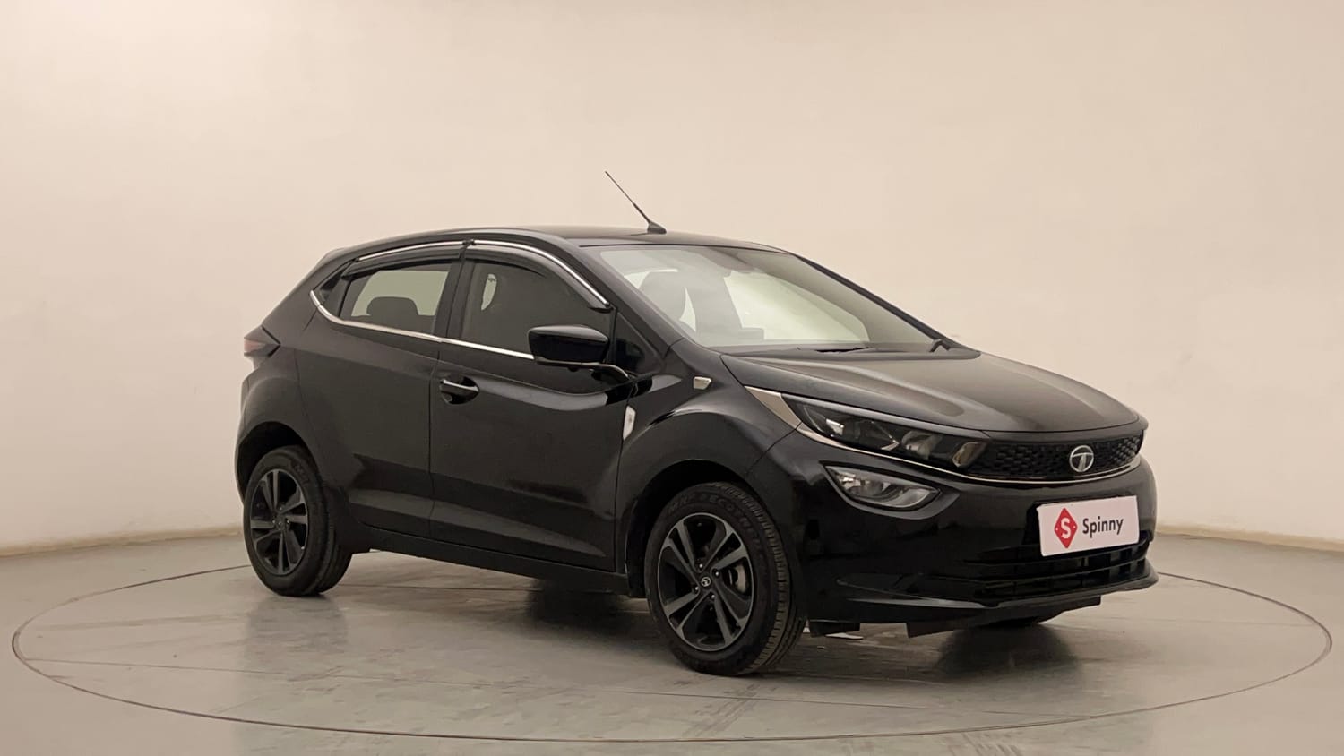 Used 2023 Tata Altroz XZA Plus Petrol Dark Edtion Petrol Automatic exterior RIGHT FRONT CORNER VIEW