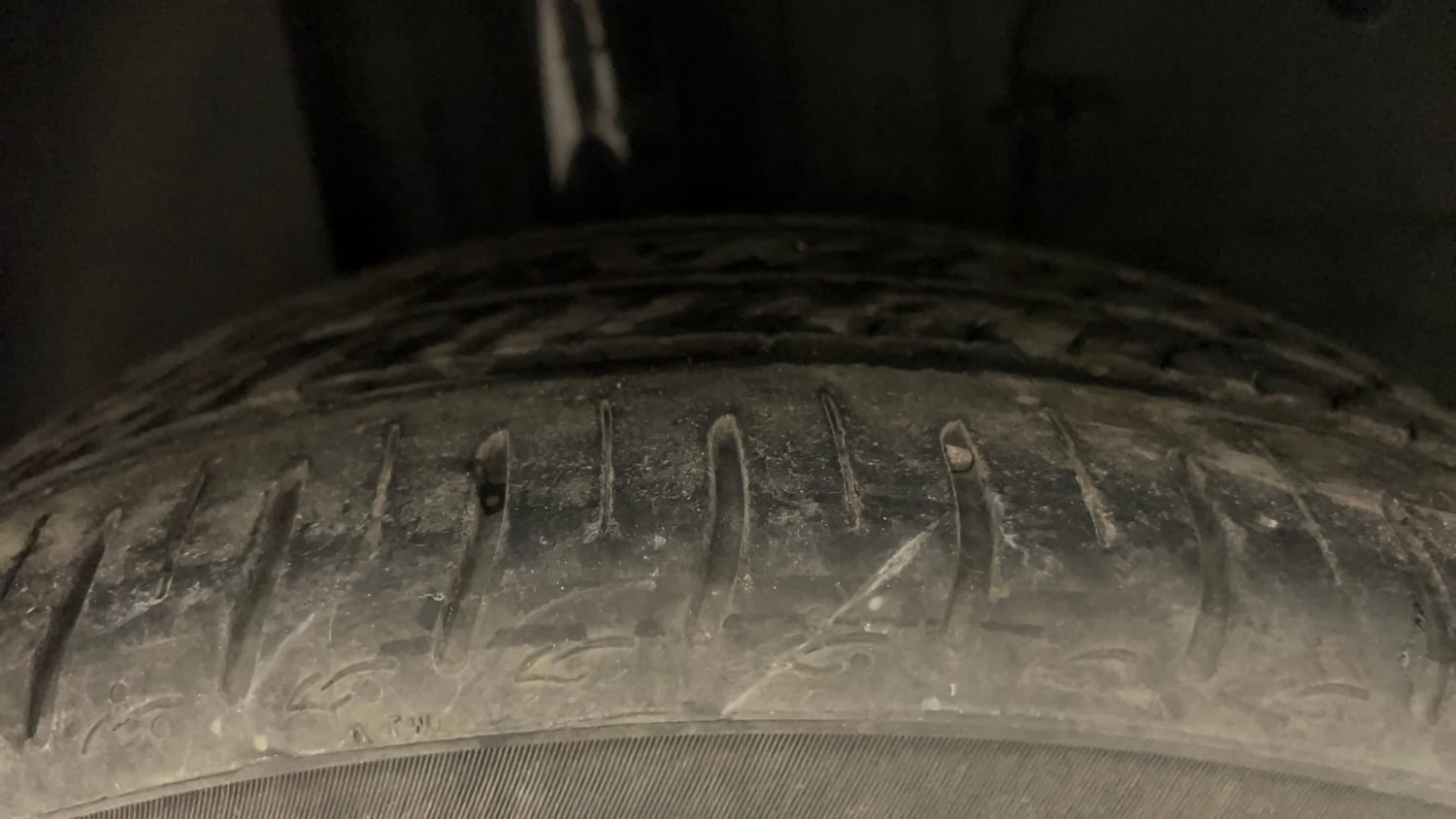 Used 2023 Tata Altroz XZA Plus Petrol Dark Edtion Petrol Automatic tyres RIGHT REAR TYRE TREAD VIEW