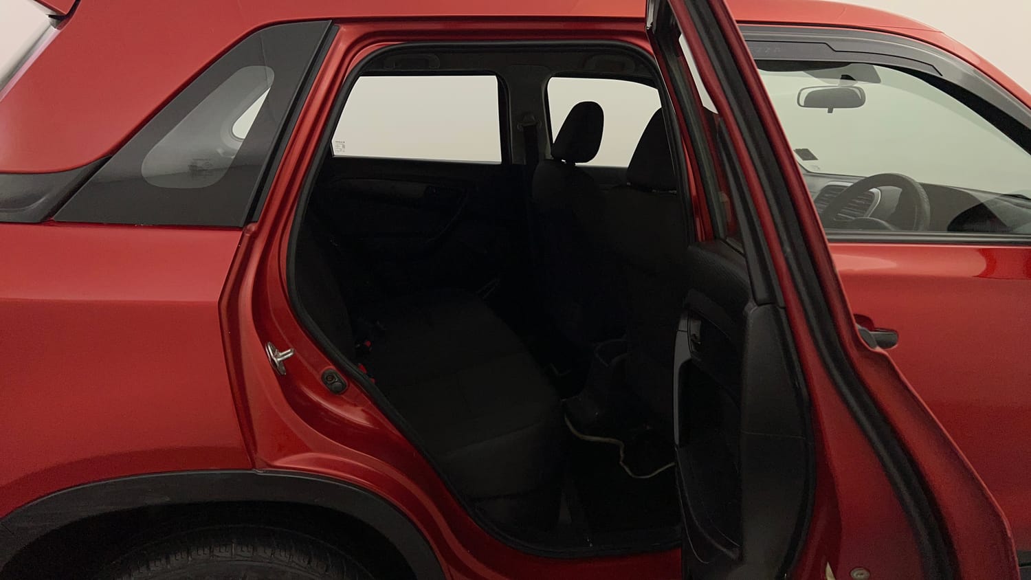 Used 2018 Maruti Suzuki Vitara Brezza [2016-2020] LDi Diesel Manual interior RIGHT SIDE REAR DOOR CABIN VIEW