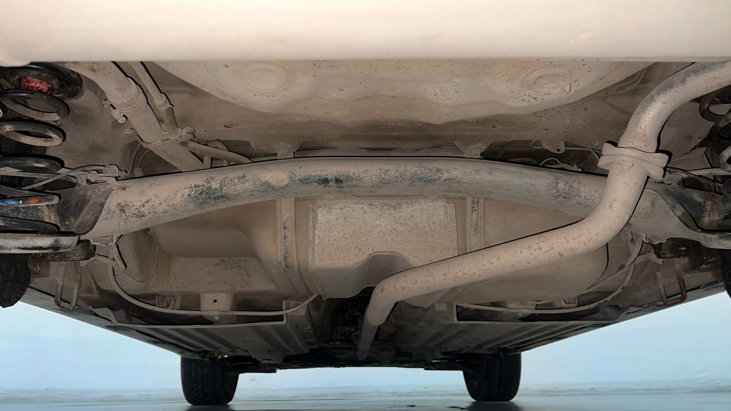 Used 2018 Maruti Suzuki Vitara Brezza [2016-2020] LDi Diesel Manual extra REAR UNDERBODY VIEW (TAKEN FROM REAR)