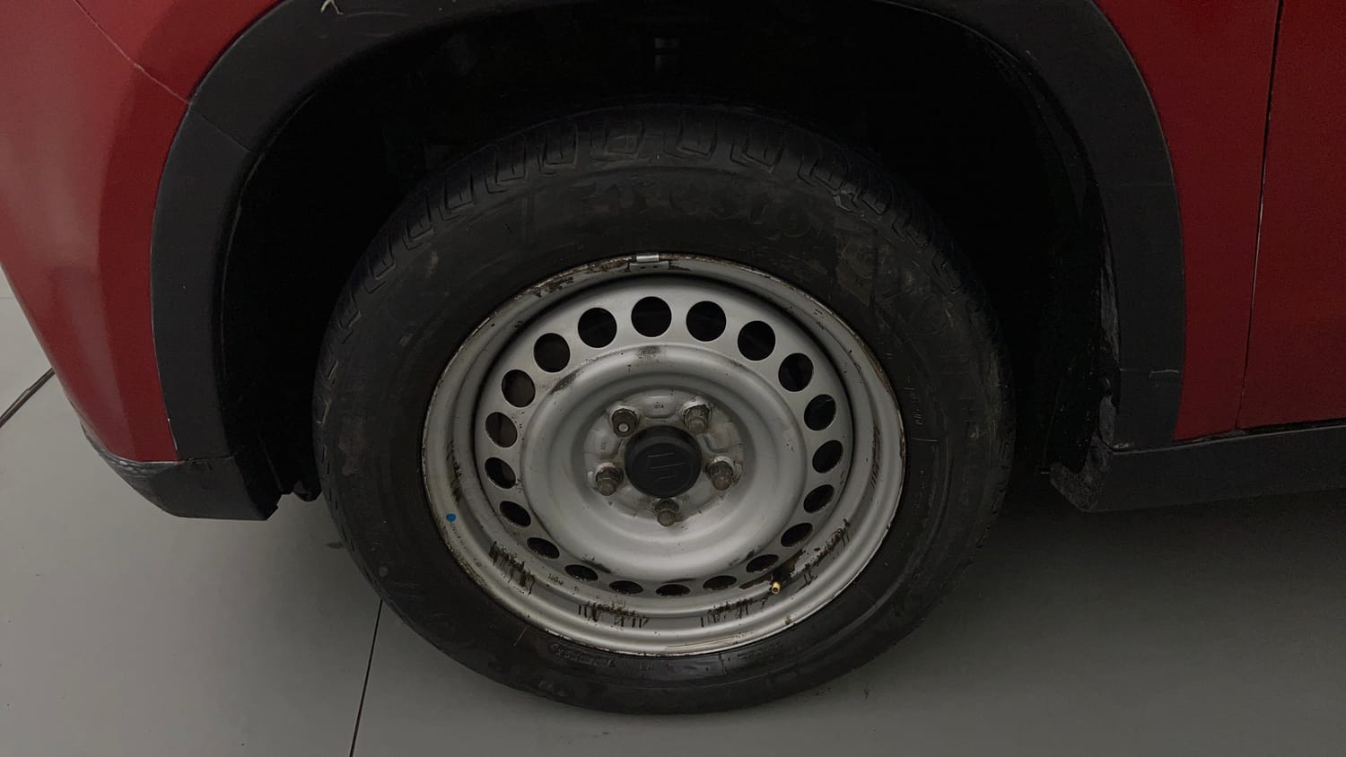 Used 2018 Maruti Suzuki Vitara Brezza [2016-2020] LDi Diesel Manual tyres LEFT FRONT TYRE RIM VIEW