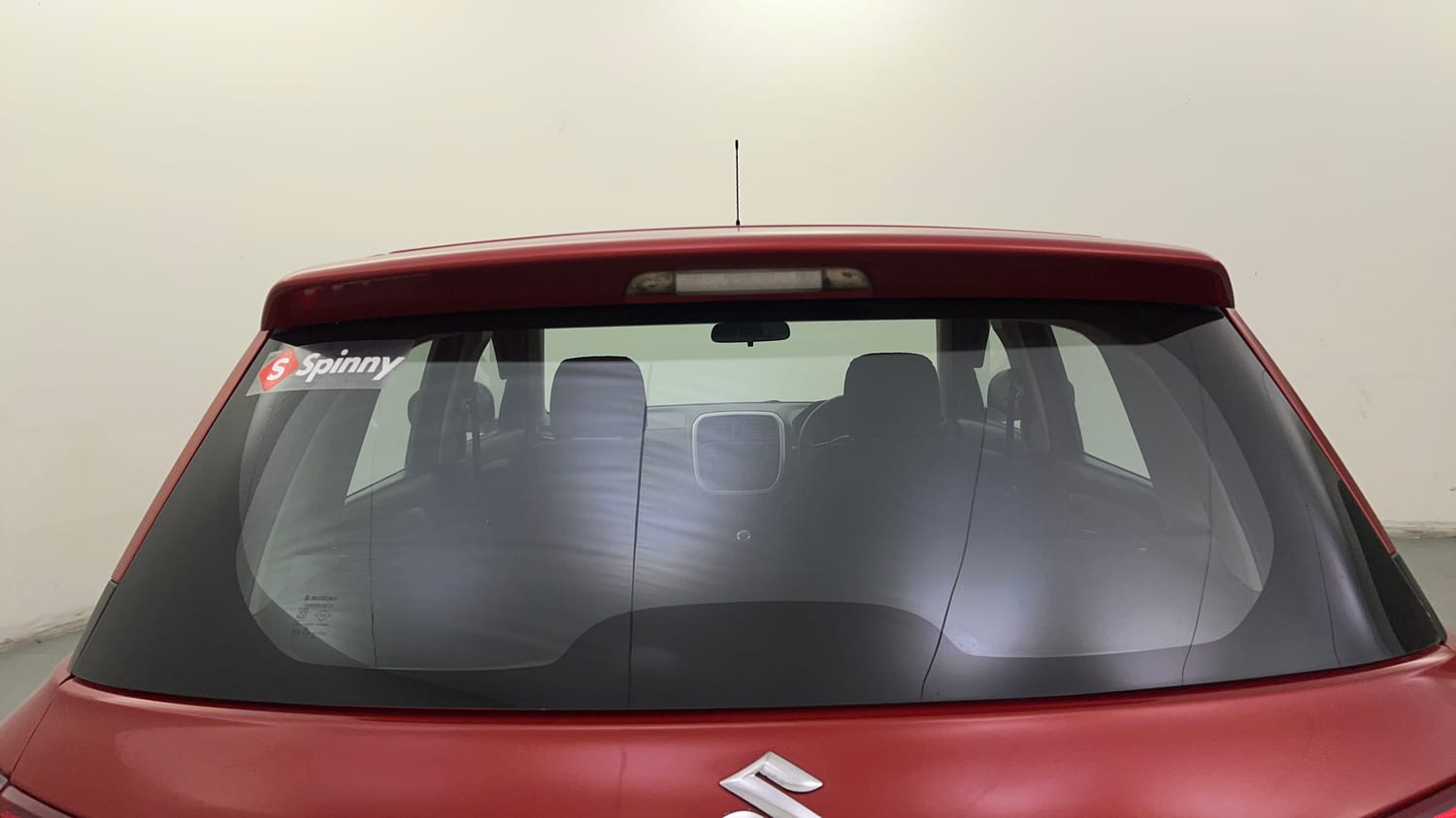 Used 2018 Maruti Suzuki Vitara Brezza [2016-2020] LDi Diesel Manual exterior BACK WINDSHIELD VIEW