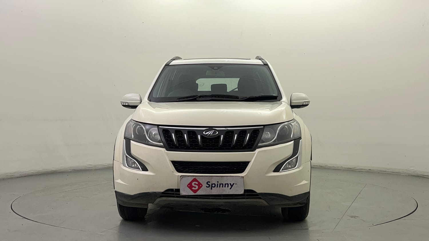 Used 2018 Mahindra XUV500 W9 AT Diesel Automatic exterior FRONT VIEW