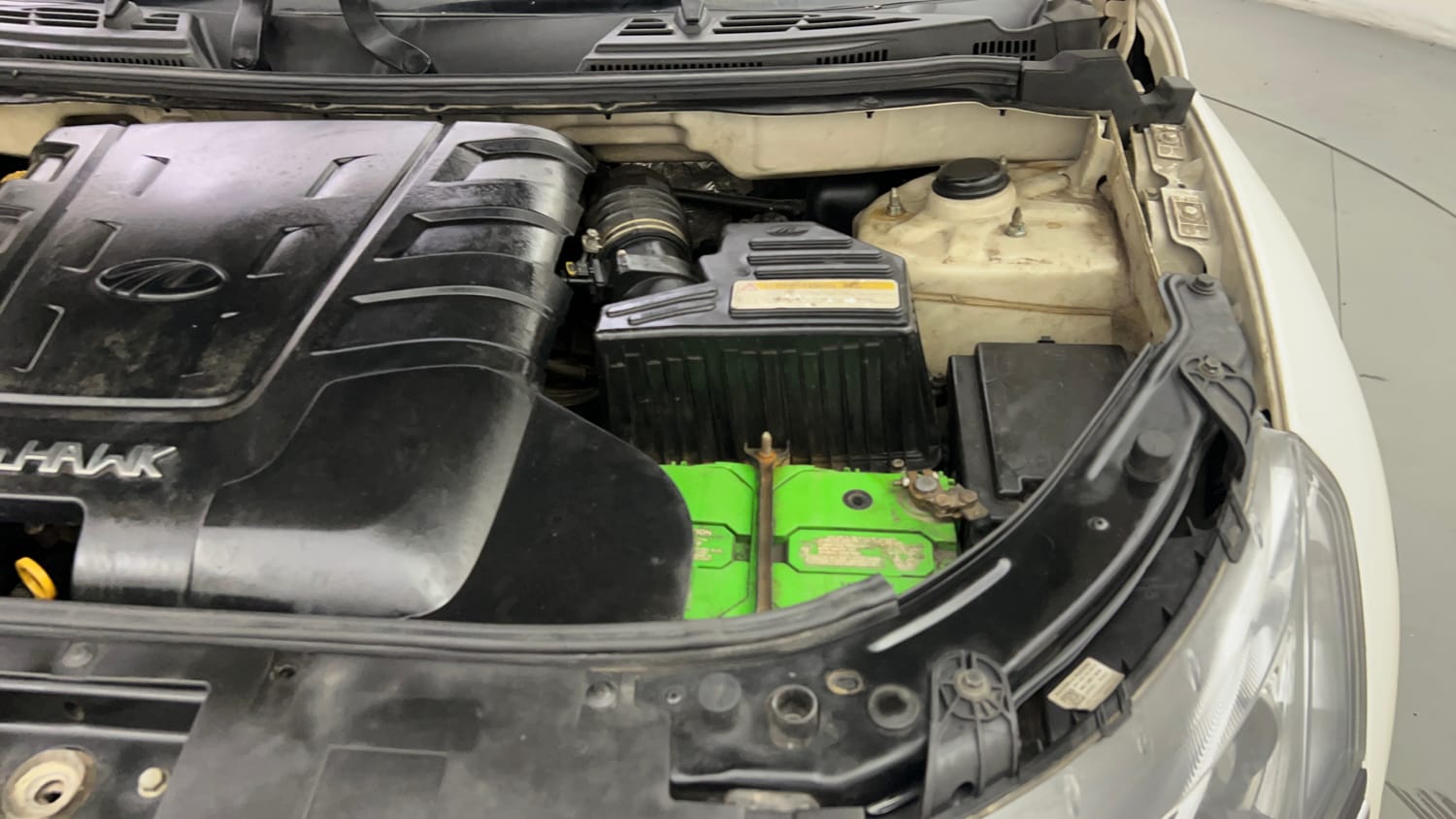 Used 2018 Mahindra XUV500 W9 AT Diesel Automatic engine ENGINE LEFT SIDE VIEW