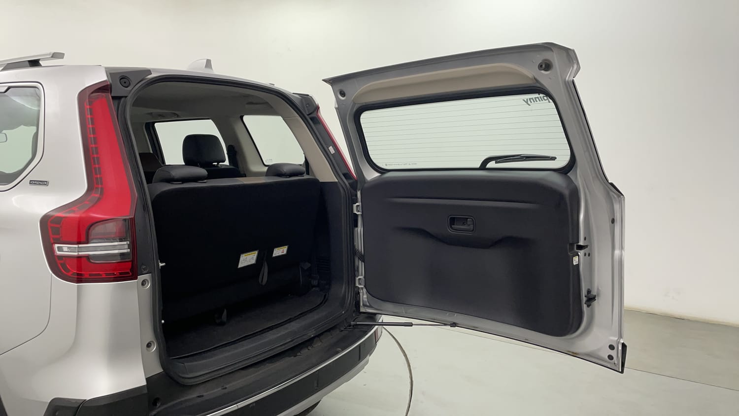 Used 2024 Mahindra Scorpio N Z8 L Diesel 7 STR Diesel Manual interior DICKY DOOR OPEN VIEW