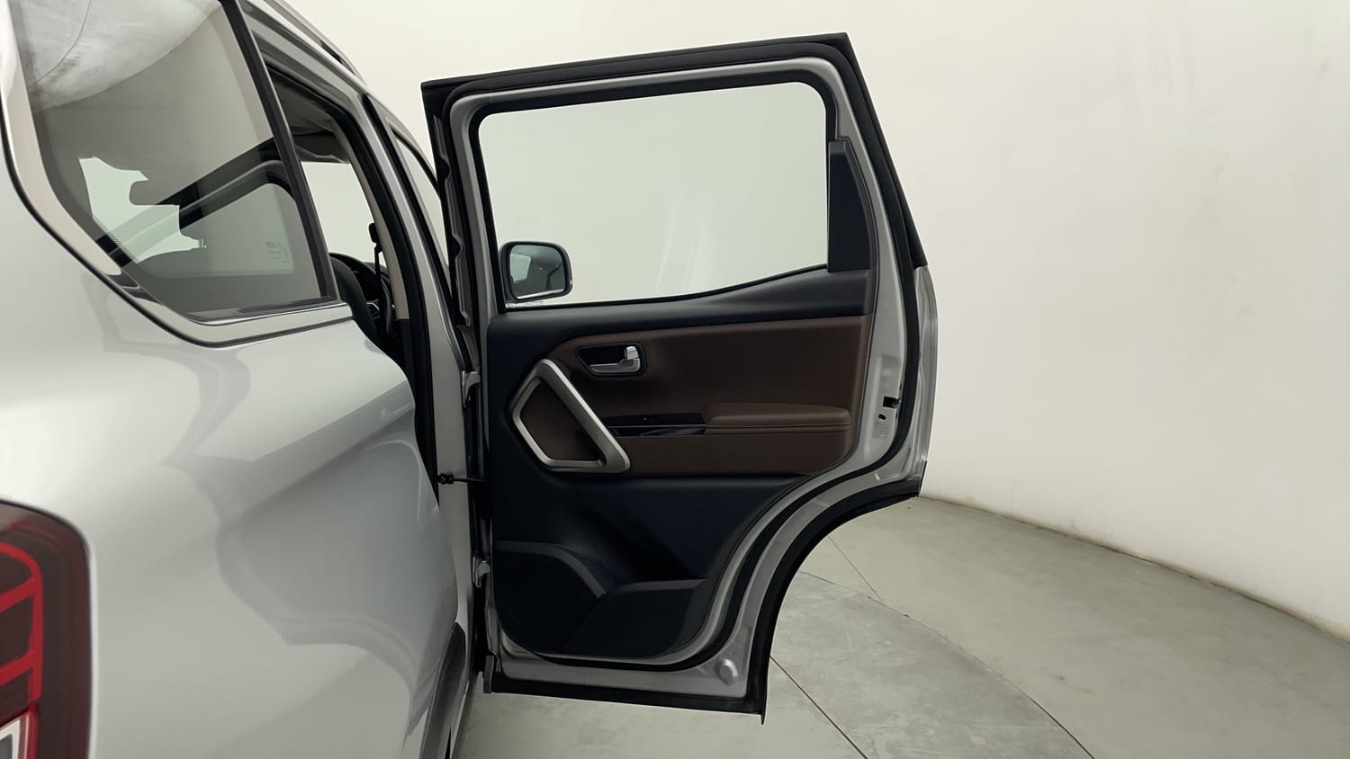 Used 2024 Mahindra Scorpio N Z8 L Diesel 7 STR Diesel Manual interior RIGHT REAR DOOR OPEN VIEW