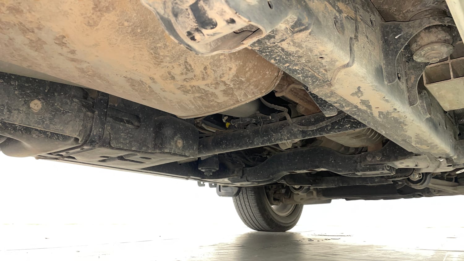 Used 2024 Mahindra Scorpio N Z8 L Diesel 7 STR Diesel Manual extra REAR RIGHT UNDERBODY VIEW