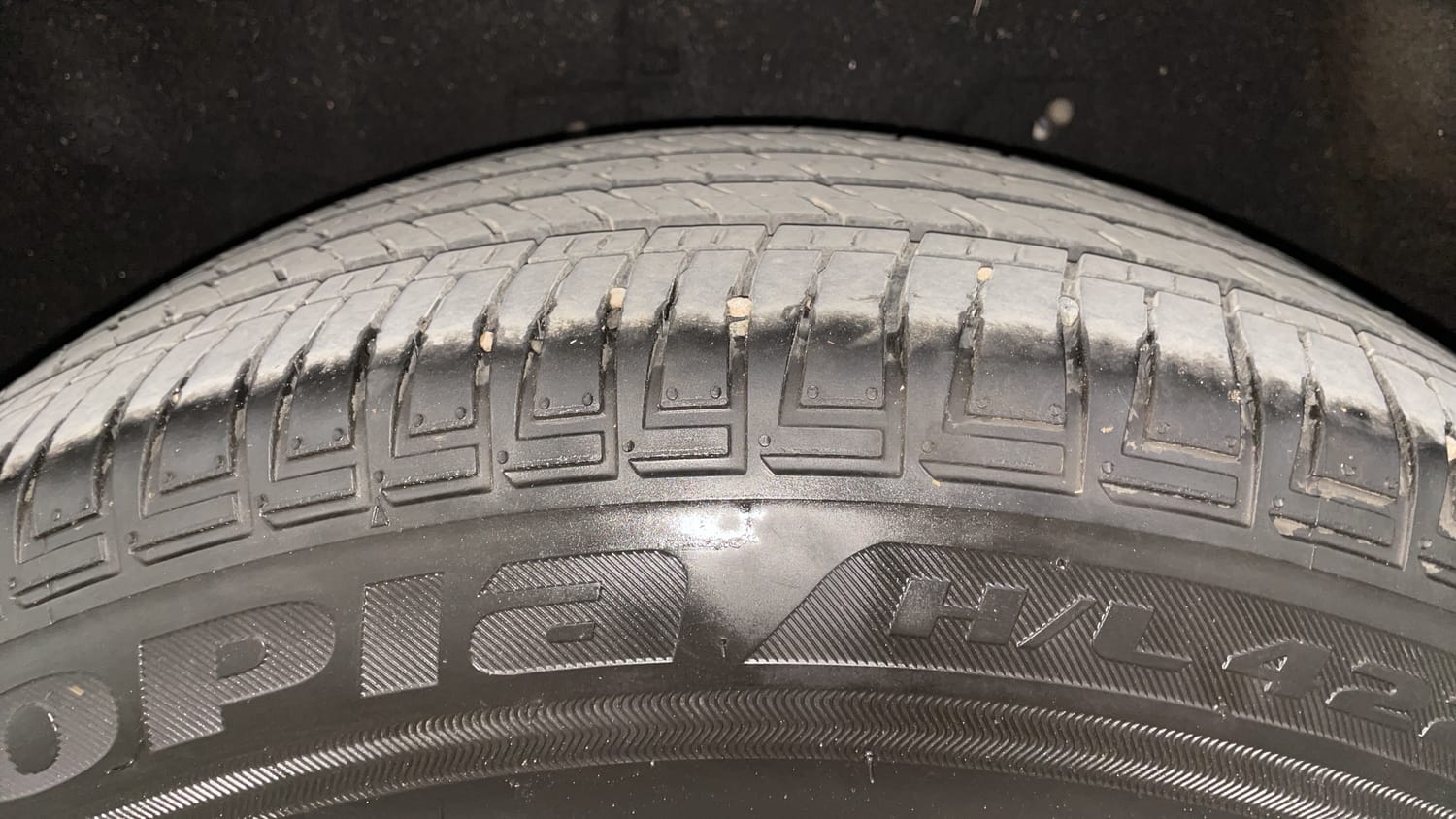 Used 2024 Mahindra Scorpio N Z8 L Diesel 7 STR Diesel Manual tyres LEFT REAR TYRE TREAD VIEW