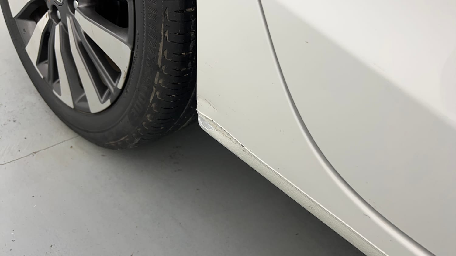Used 2024 Honda City ZX Petrol MT Petrol Manual dents MINOR DENT