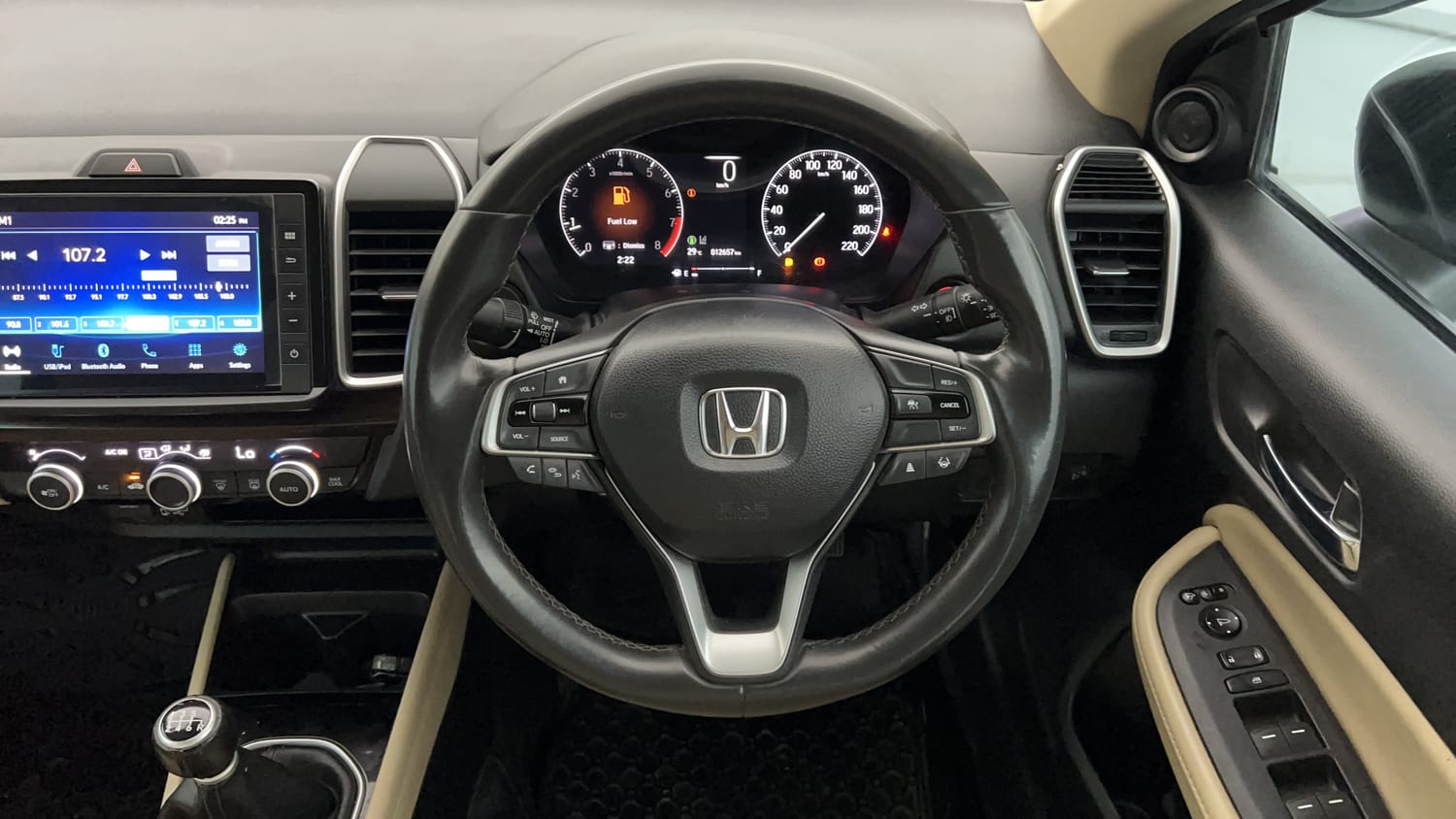 Used 2024 Honda City ZX Petrol MT Petrol Manual interior STEERING VIEW