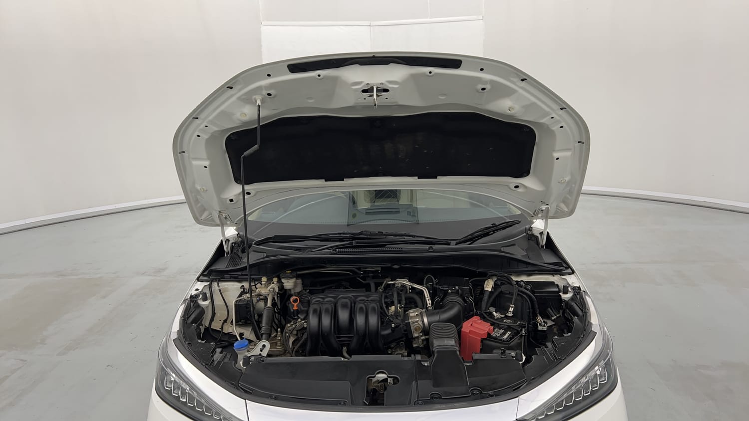Used 2024 Honda City ZX Petrol MT Petrol Manual engine ENGINE & BONNET OPEN FRONT VIEW