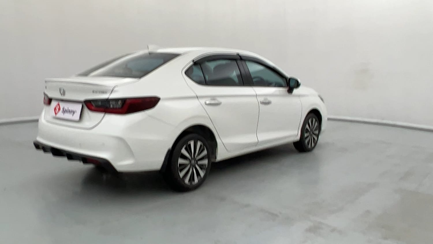 Used 2024 Honda City ZX Petrol MT Petrol Manual exterior RIGHT REAR CORNER VIEW