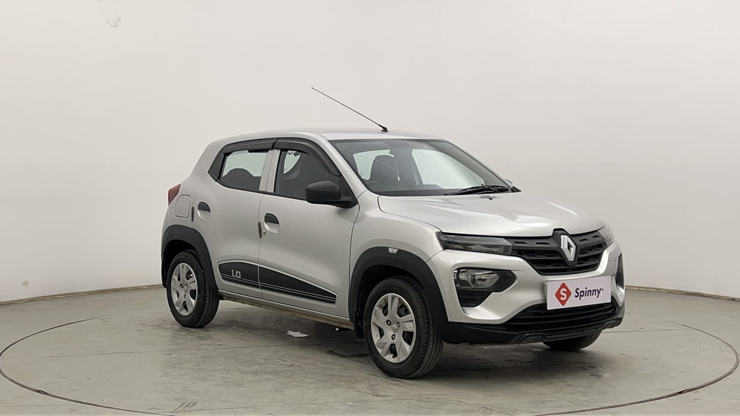 Used 2024 Renault Kwid RXL(O) 1.0 Petrol MT SCE Petrol Manual exterior RIGHT FRONT CORNER VIEW