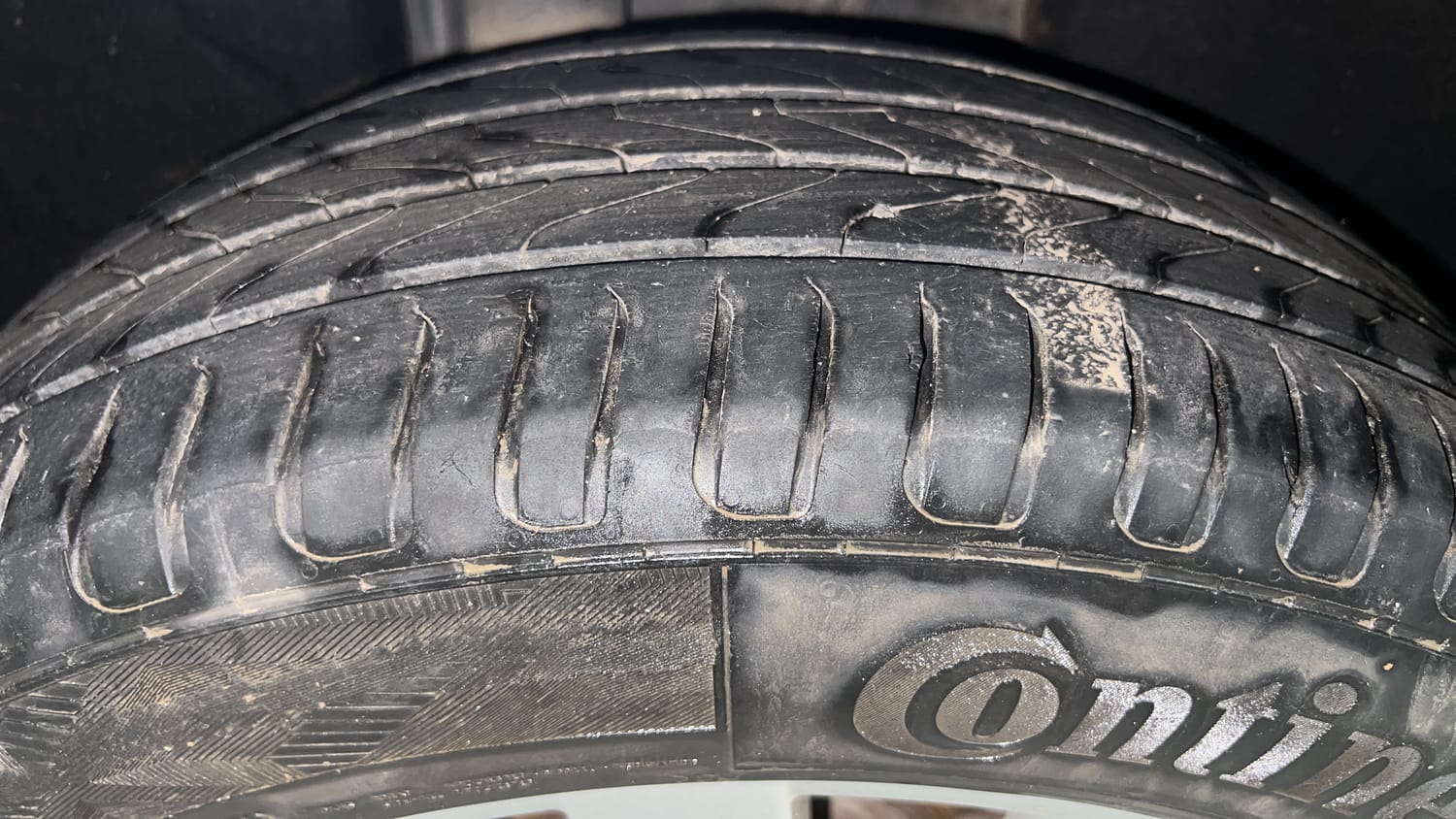 Used 2018 Skoda Octavia 1.8 TSI AT L K Petrol Automatic tyres RIGHT REAR TYRE TREAD VIEW