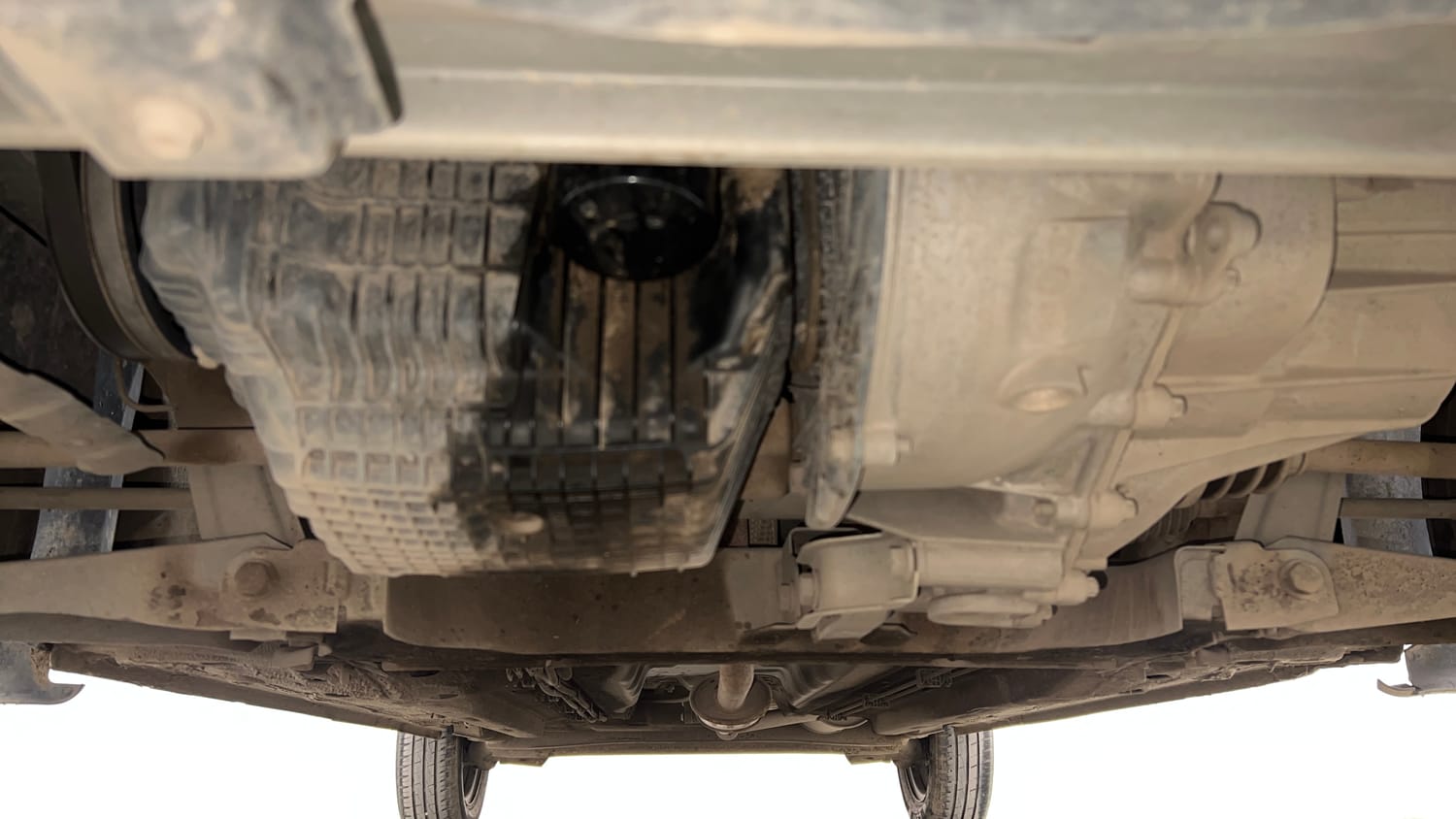 Used 2024 Renault Kwid RXL(O) 1.0 Petrol MT SCE Petrol Manual extra FRONT LEFT UNDERBODY VIEW