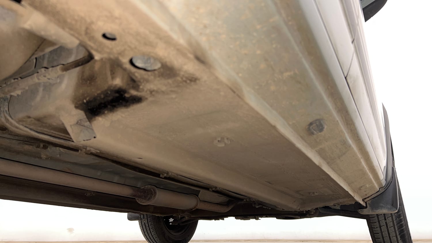 Used 2024 Renault Kwid RXL(O) 1.0 Petrol MT SCE Petrol Manual extra REAR RIGHT UNDERBODY VIEW