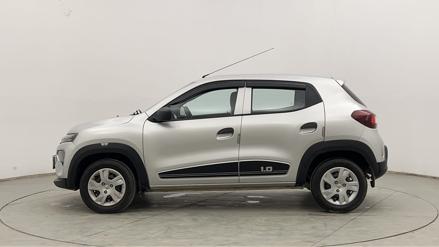 Used 2024 Renault Kwid RXL(O) 1.0 Petrol MT SCE Petrol Manual exterior LEFT SIDE VIEW
