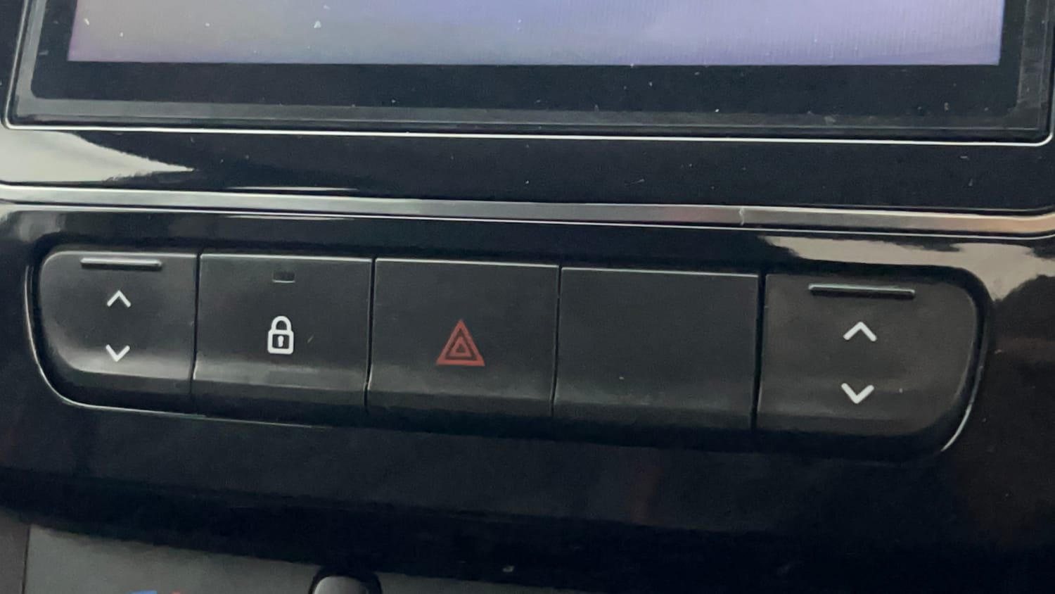Used 2024 Renault Kwid RXL(O) 1.0 Petrol MT SCE Petrol Manual top_features Power windows