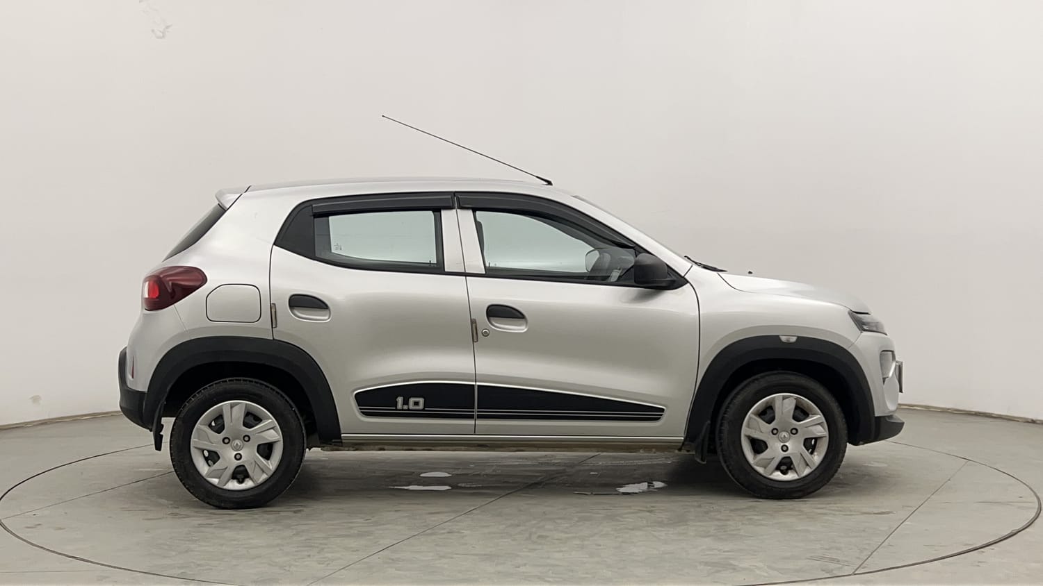 Used 2024 Renault Kwid RXL(O) 1.0 Petrol MT SCE Petrol Manual exterior RIGHT SIDE VIEW