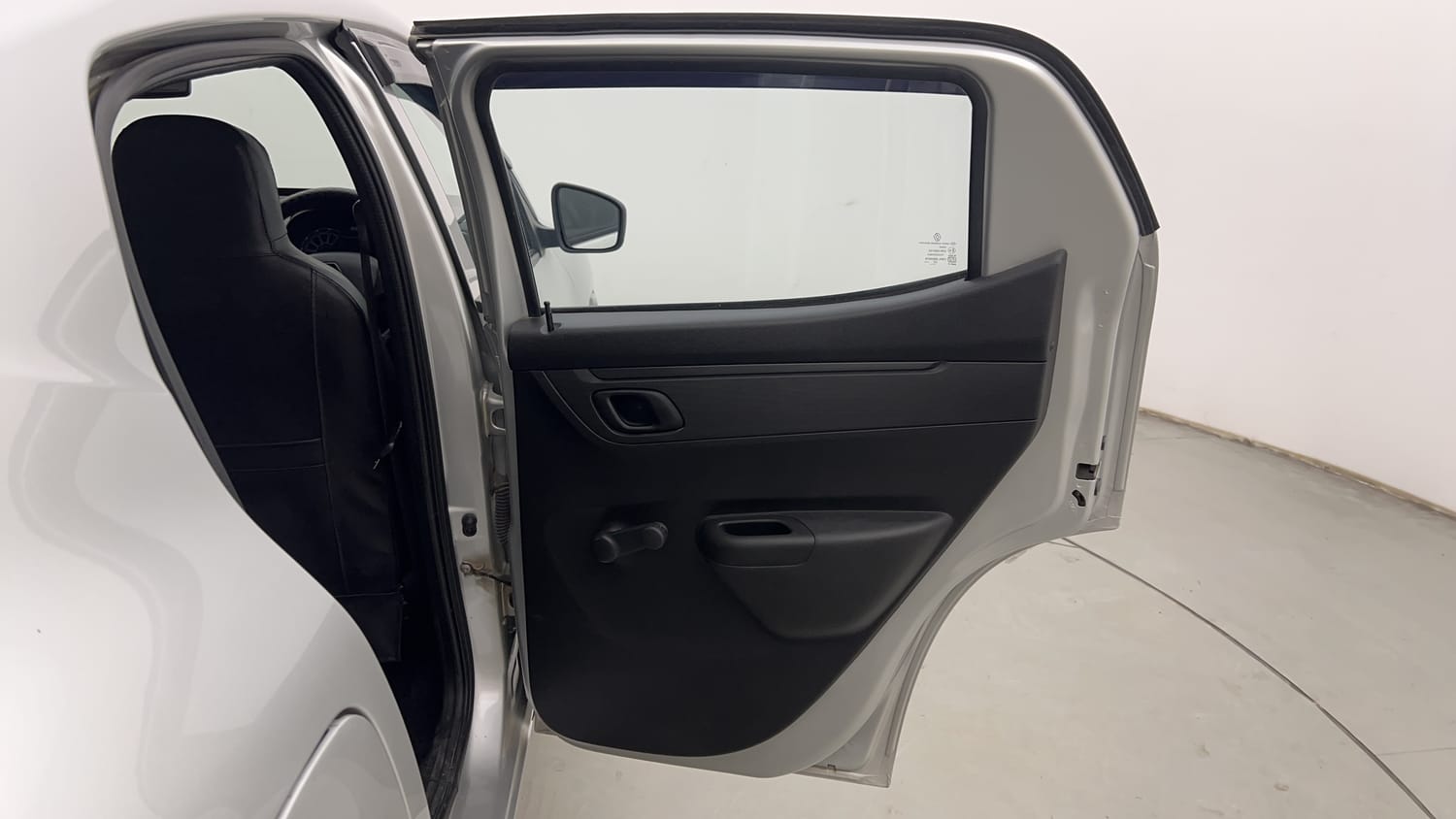 Used 2024 Renault Kwid RXL(O) 1.0 Petrol MT SCE Petrol Manual interior RIGHT REAR DOOR OPEN VIEW