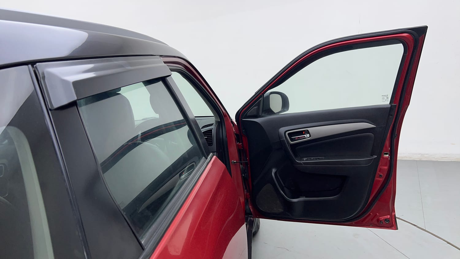 Used 2020 Maruti Suzuki Vitara Brezza ZDI Plus  Dual Tone Diesel Manual interior RIGHT FRONT DOOR OPEN VIEW