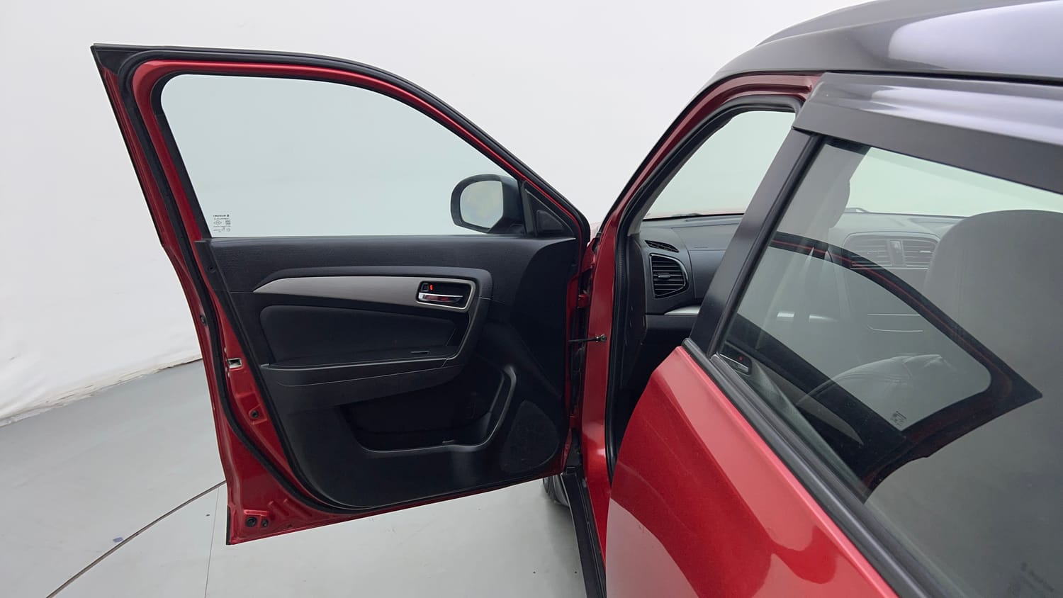 Used 2020 Maruti Suzuki Vitara Brezza ZDI Plus  Dual Tone Diesel Manual interior LEFT FRONT DOOR OPEN VIEW