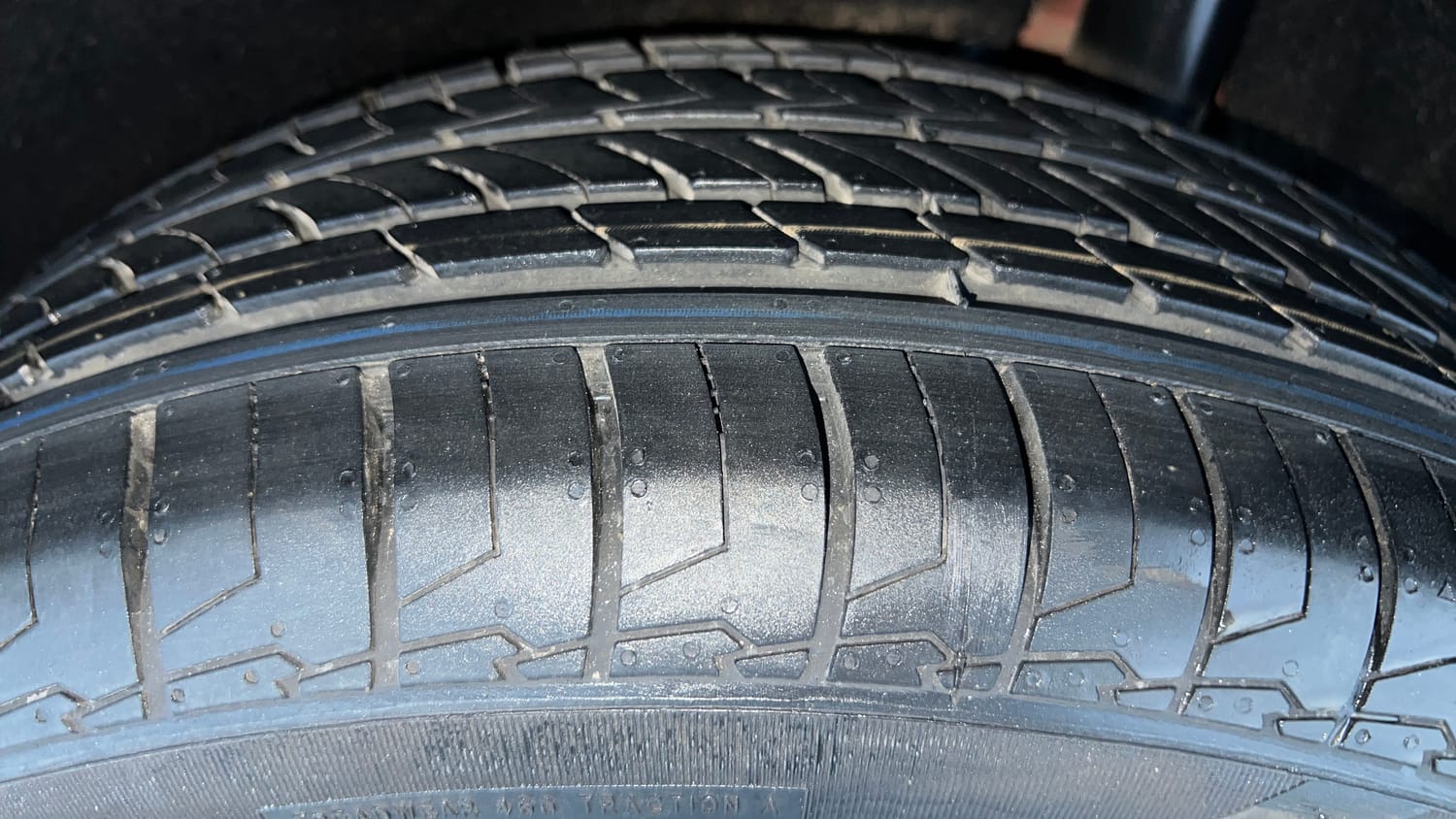 Used 2020 Maruti Suzuki Vitara Brezza ZDI Plus  Dual Tone Diesel Manual tyres LEFT REAR TYRE TREAD VIEW