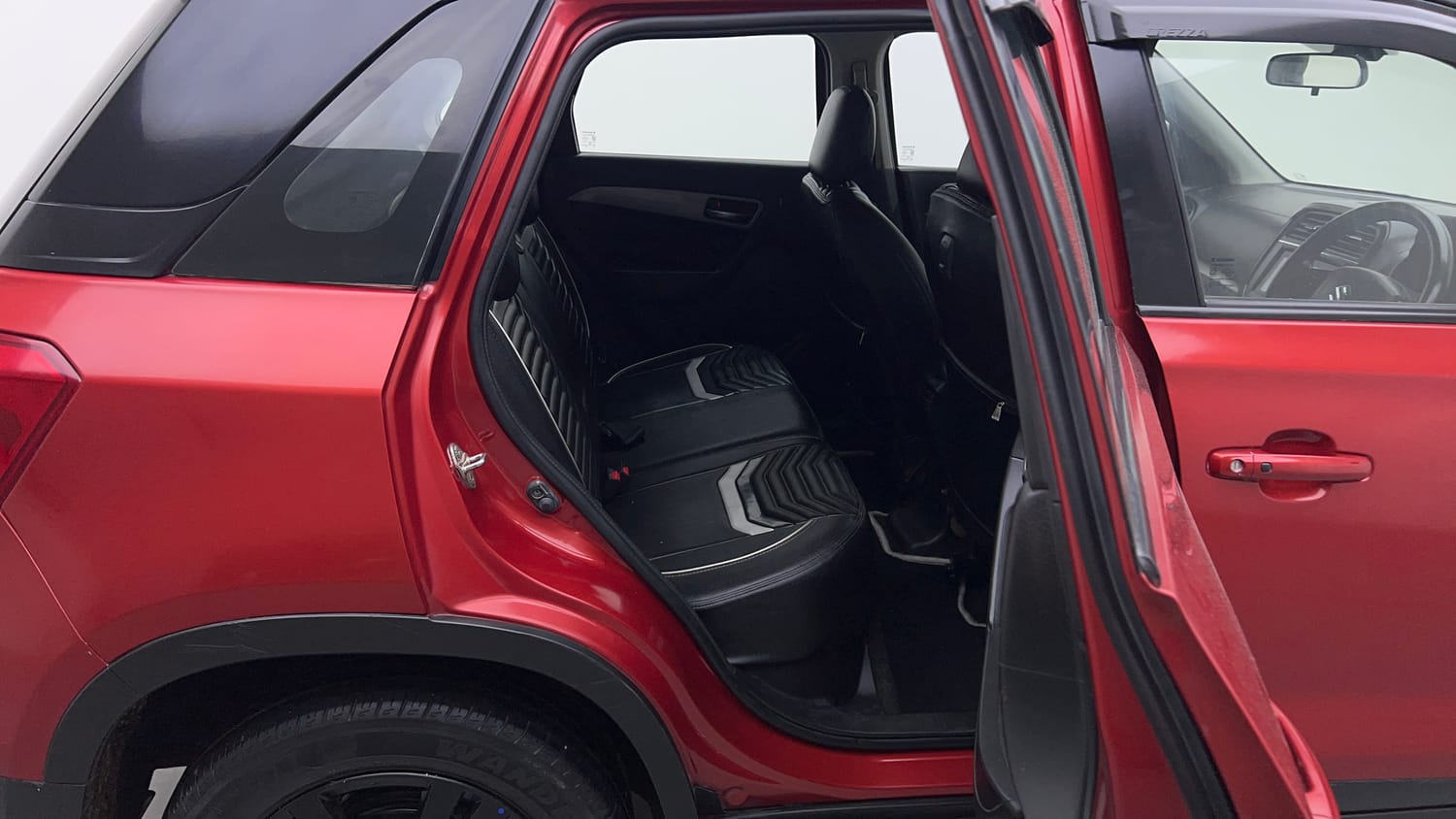 Used 2020 Maruti Suzuki Vitara Brezza ZDI Plus  Dual Tone Diesel Manual interior RIGHT SIDE REAR DOOR CABIN VIEW