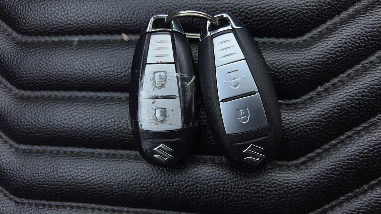 Used 2020 Maruti Suzuki Vitara Brezza ZDI Plus  Dual Tone Diesel Manual extra CAR KEY VIEW