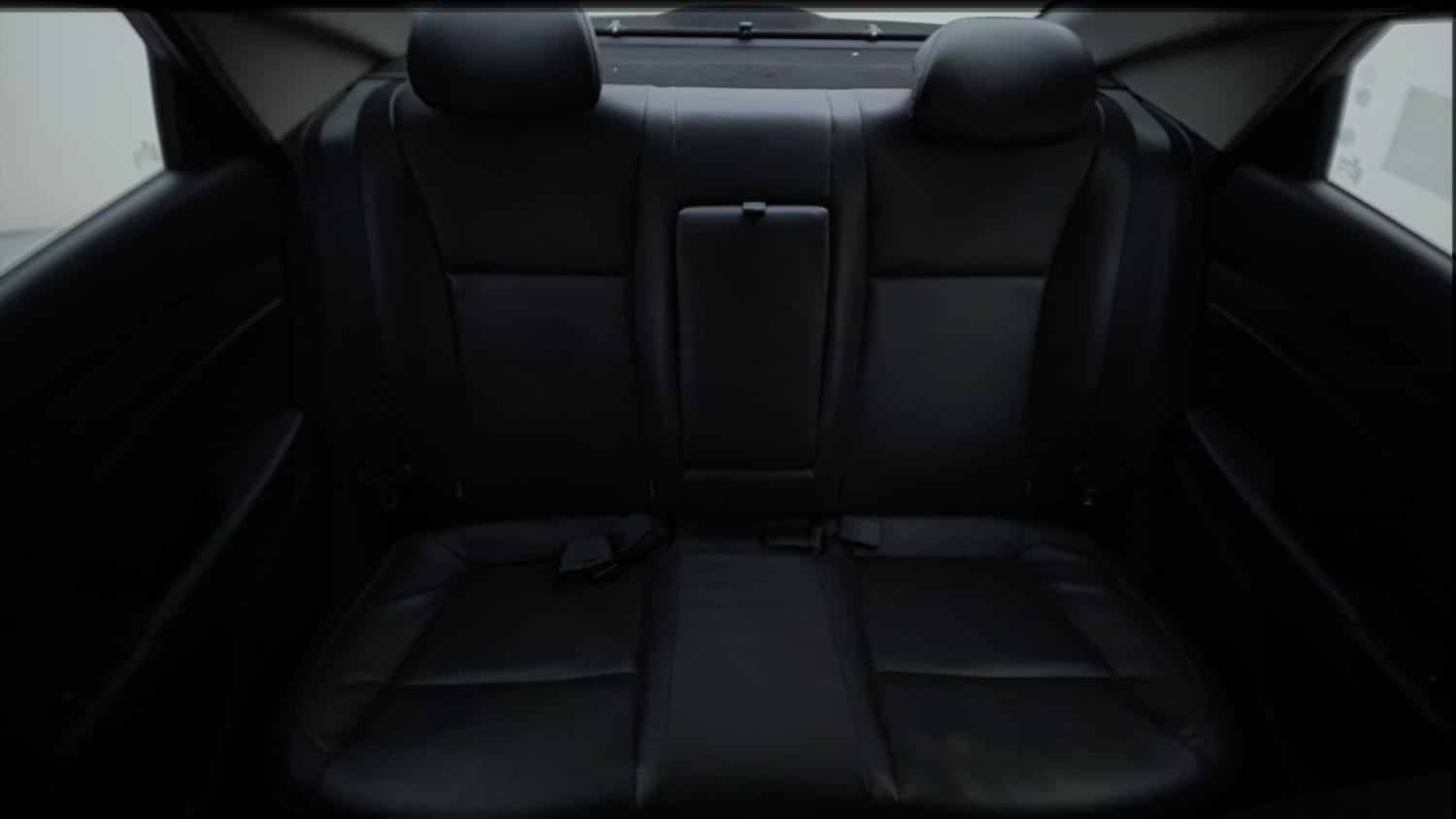Used 2021 Hyundai Verna SX (O) 1.0 Turbo DCT Petrol Automatic interior REAR SEAT CONDITION VIEW