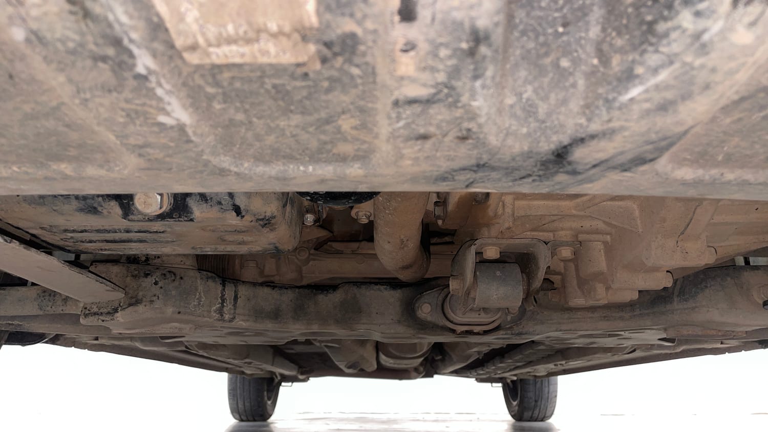 Used 2021 Hyundai Verna SX (O) 1.0 Turbo DCT Petrol Automatic extra FRONT LEFT UNDERBODY VIEW