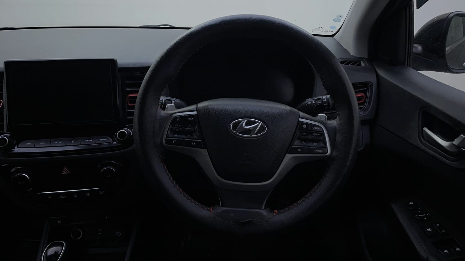 Used 2021 Hyundai Verna SX (O) 1.0 Turbo DCT Petrol Automatic interior STEERING VIEW
