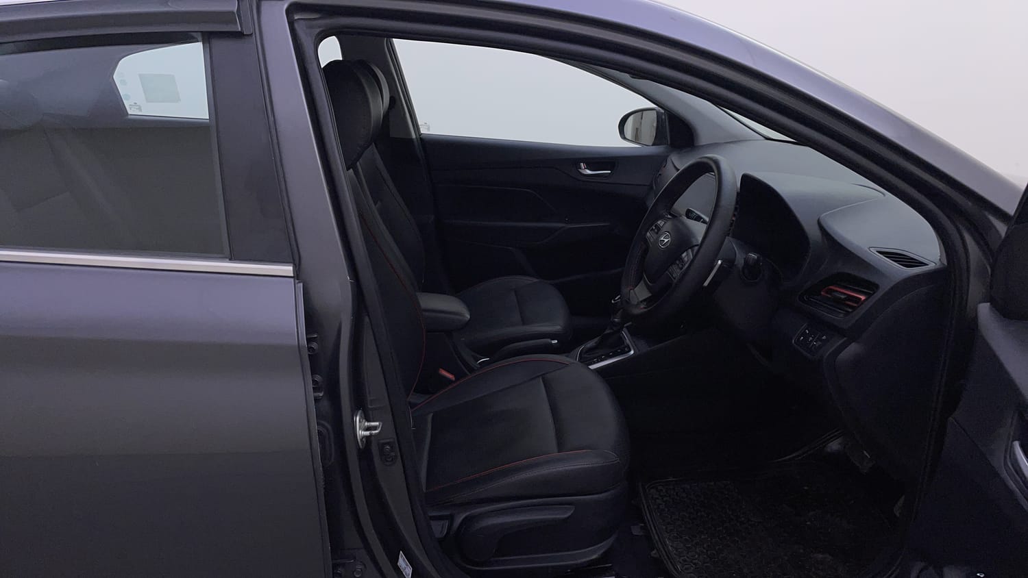 Used 2021 Hyundai Verna SX (O) 1.0 Turbo DCT Petrol Automatic interior RIGHT SIDE FRONT DOOR CABIN VIEW