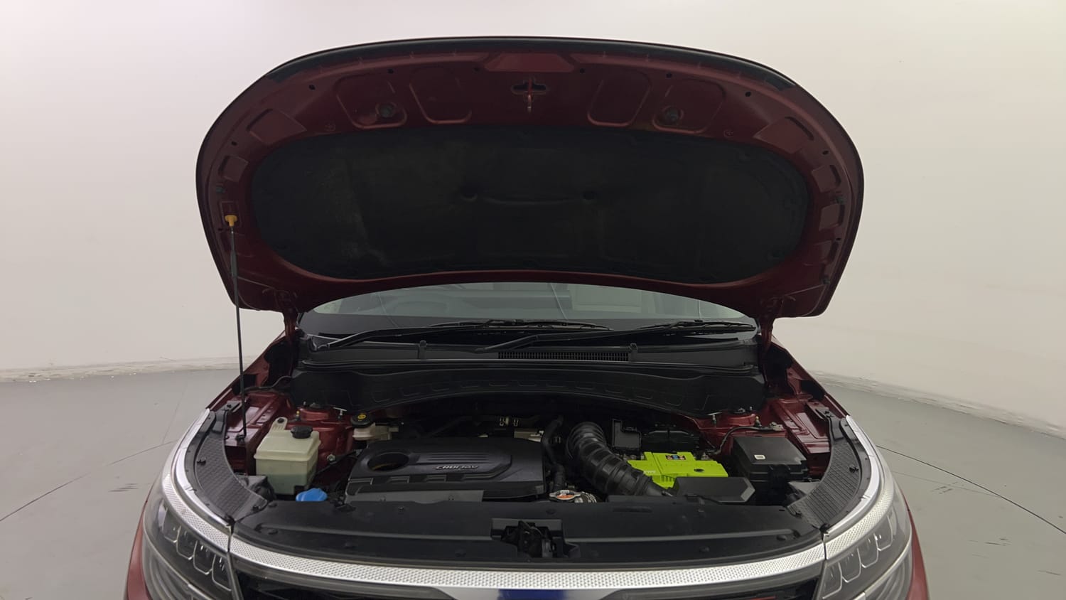 Used 2020 Kia Seltos GTX Plus AT D Diesel Automatic engine ENGINE & BONNET OPEN FRONT VIEW