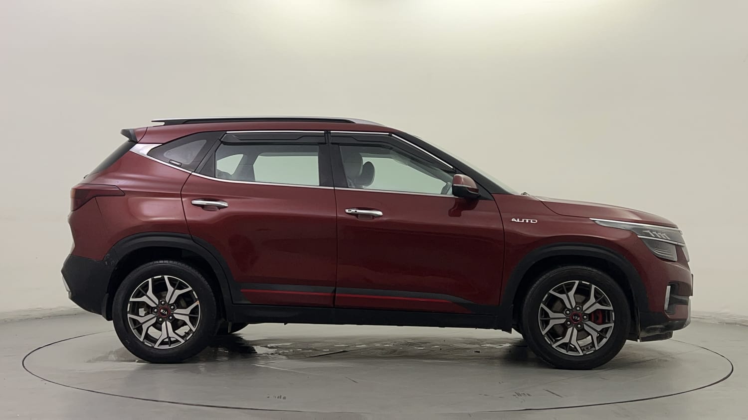Used 2020 Kia Seltos GTX Plus AT D Diesel Automatic exterior RIGHT SIDE VIEW
