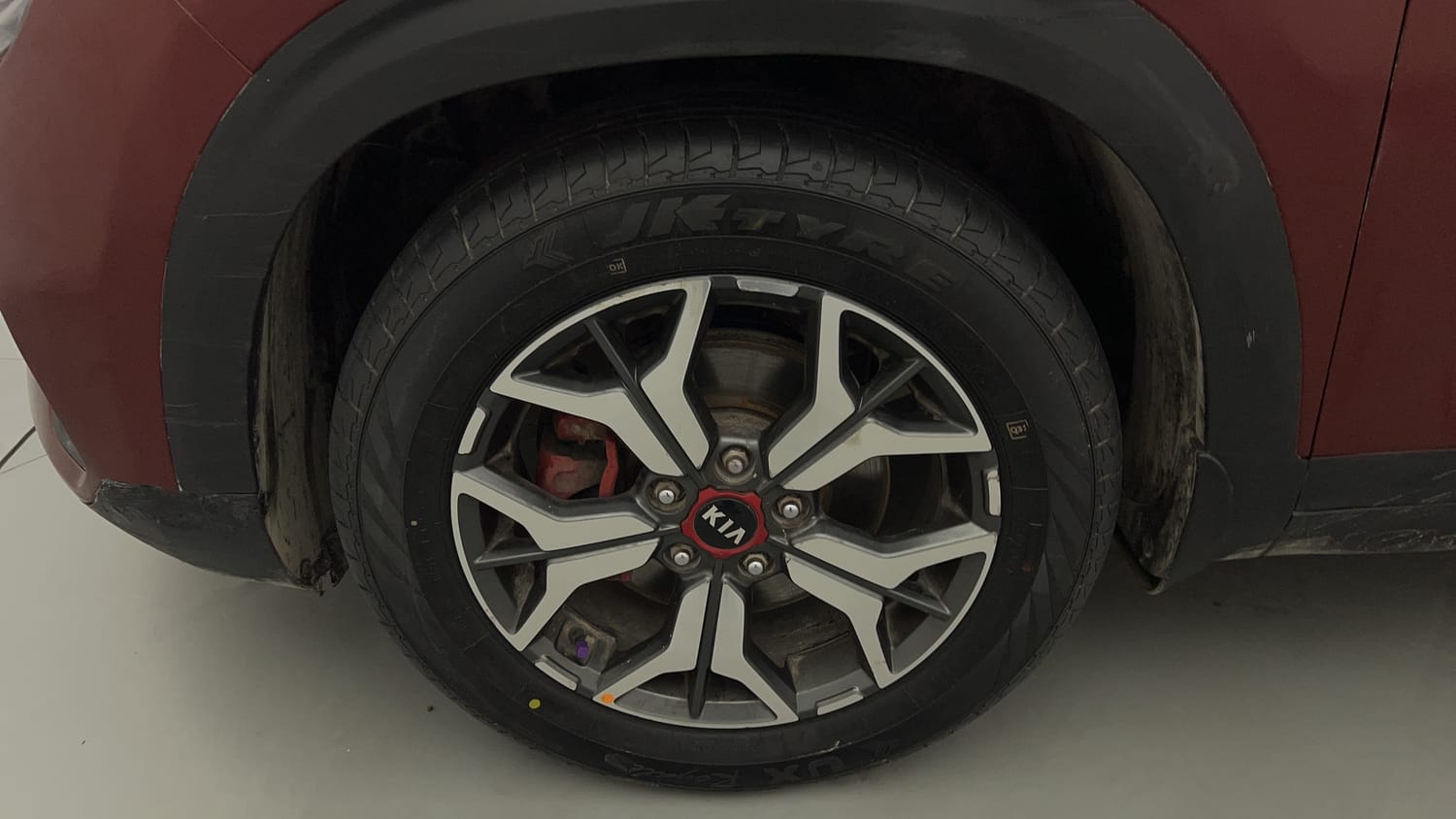 Used 2020 Kia Seltos GTX Plus AT D Diesel Automatic tyres LEFT FRONT TYRE RIM VIEW