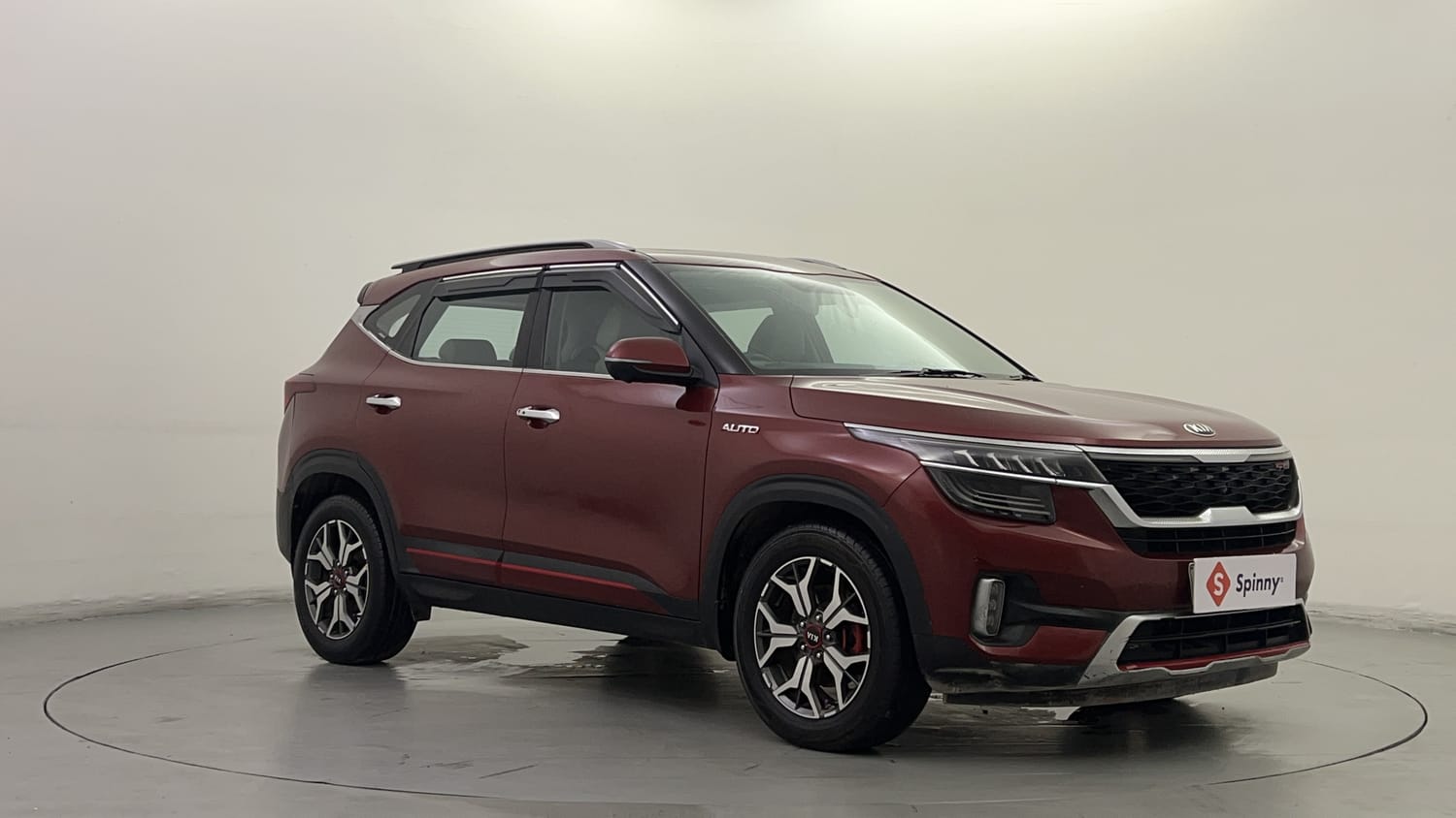 Used 2020 Kia Seltos GTX Plus AT D Diesel Automatic exterior RIGHT FRONT CORNER VIEW