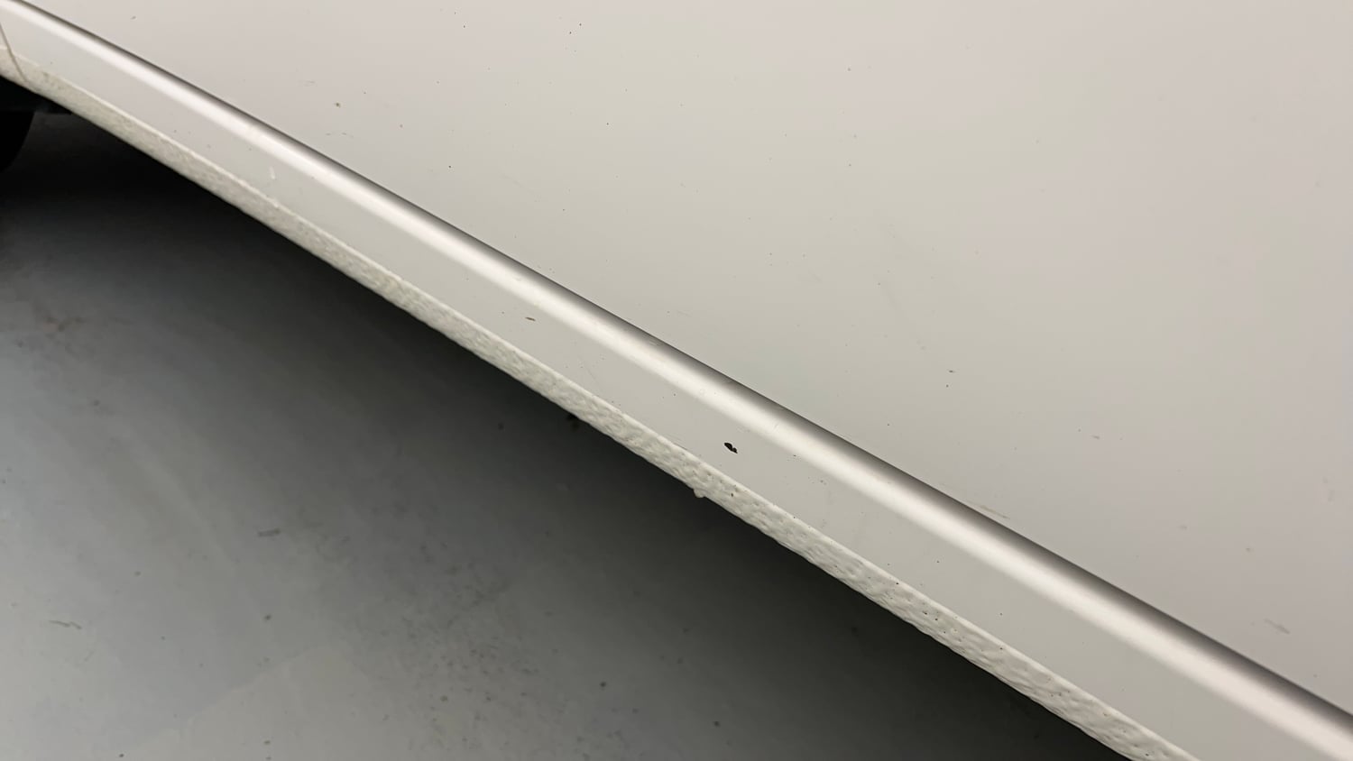 Used 2024 Maruti Suzuki Wagon R VXI 1.0 AGS Petrol Automatic dents MINOR SCRATCH
