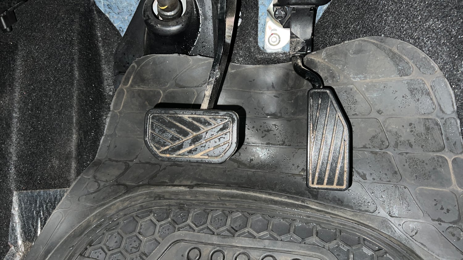 Used 2024 Maruti Suzuki Wagon R VXI 1.0 AGS Petrol Automatic interior PEDALS VIEW