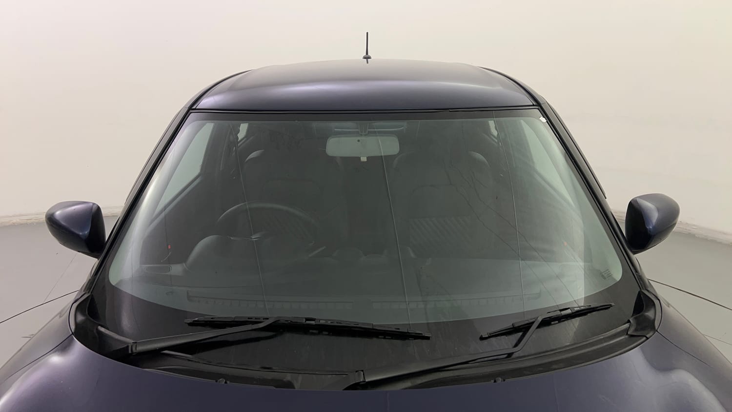 Used 2018 Maruti Suzuki Swift VXi AMT Petrol Automatic exterior FRONT WINDSHIELD VIEW