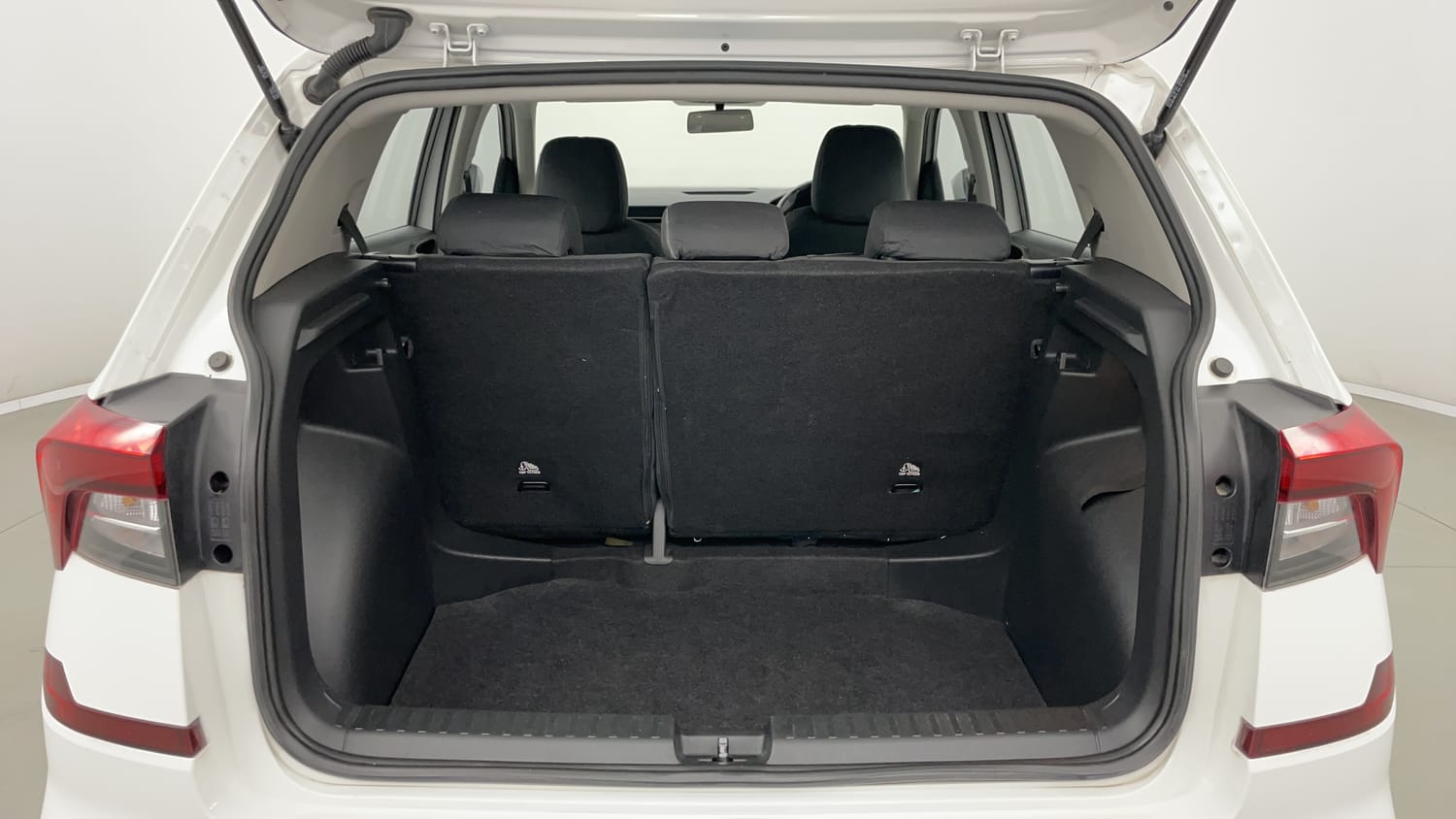 Used 2023 Skoda Kushaq Ambition 1.0L TSI MT Petrol Manual interior DICKY INSIDE VIEW