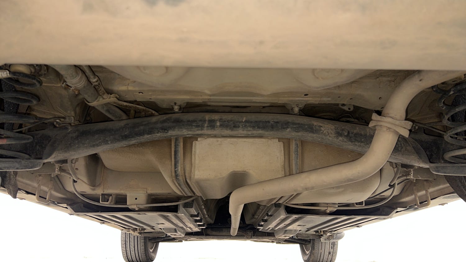 Used 2016 Maruti Suzuki Vitara Brezza ZDi+ Dual Tone Diesel Manual extra REAR UNDERBODY VIEW (TAKEN FROM REAR)