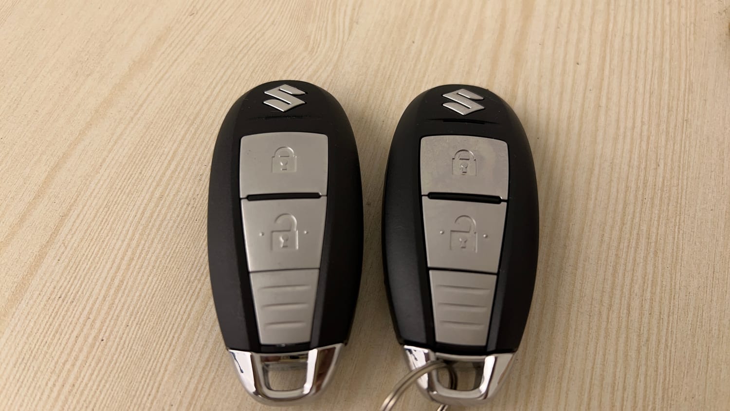 Used 2016 Maruti Suzuki Vitara Brezza ZDi+ Dual Tone Diesel Manual extra CAR KEY VIEW