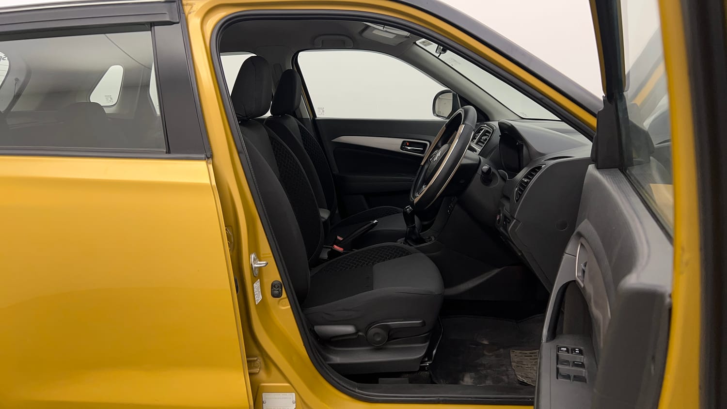Used 2016 Maruti Suzuki Vitara Brezza ZDi+ Dual Tone Diesel Manual interior RIGHT SIDE FRONT DOOR CABIN VIEW