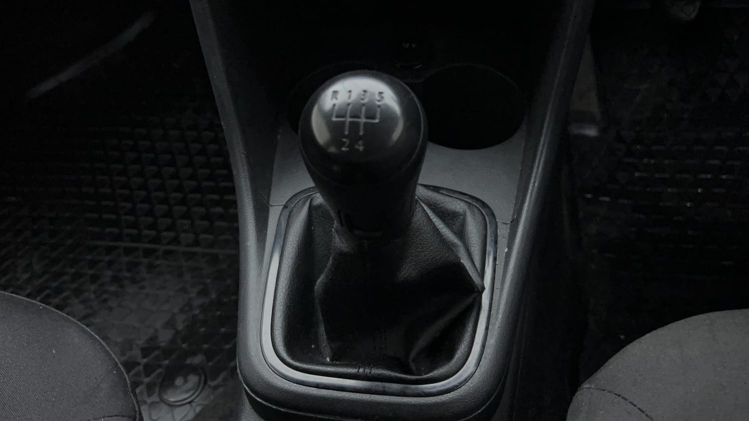 2017 Volkswagen Polo Comfortline 1.2L (P)-16