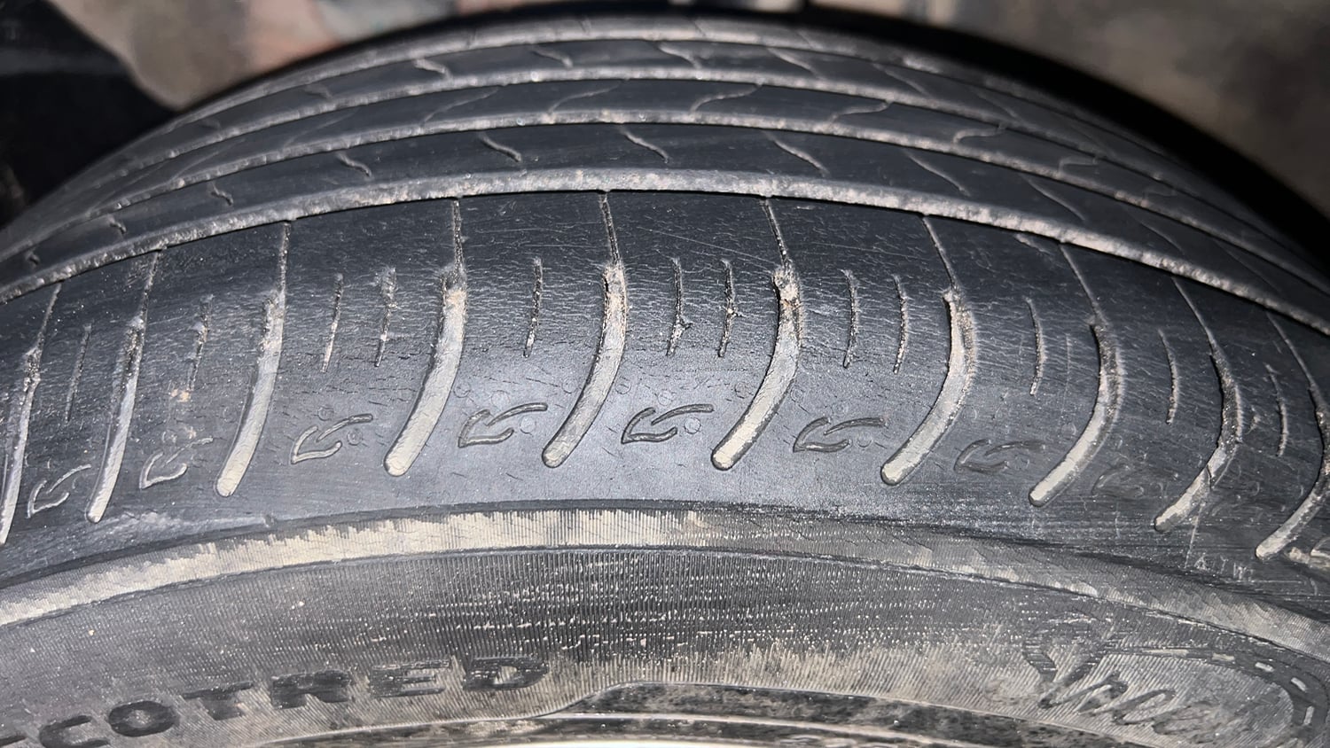 Used 2020 Kia Seltos HTK Plus D Diesel Manual tyres LEFT FRONT TYRE TREAD VIEW
