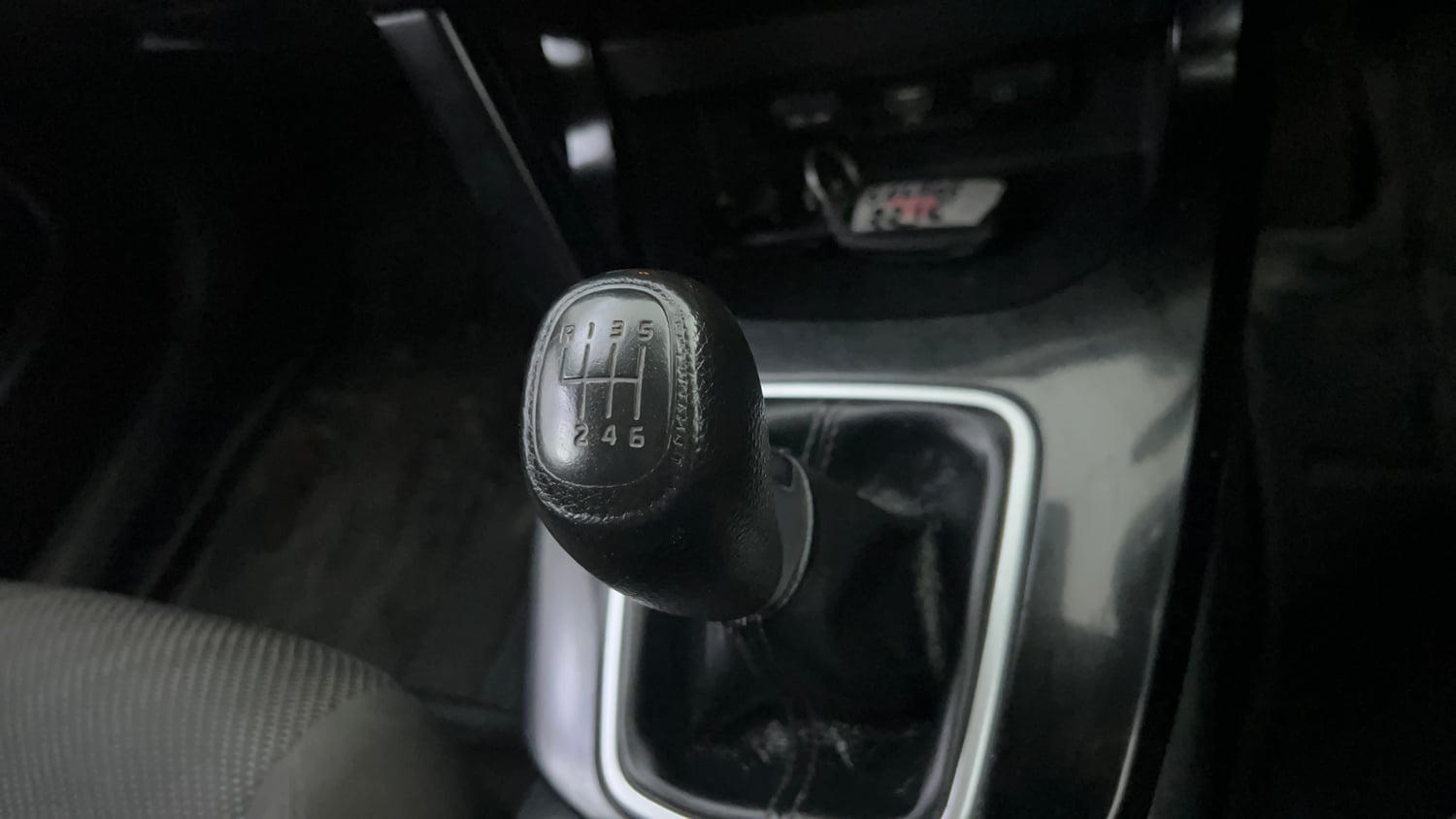Used 2020 Kia Seltos HTK Plus D Diesel Manual interior GEAR  KNOB VIEW
